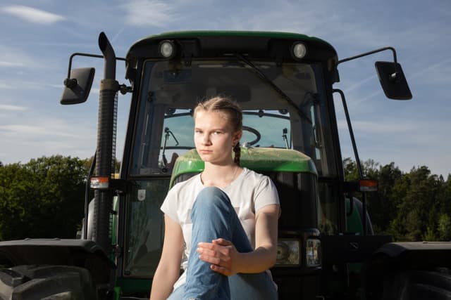 Ausstellung „fading fields. Ländliche Visionen zwischen Vorstellungskraft und Verschwinden“